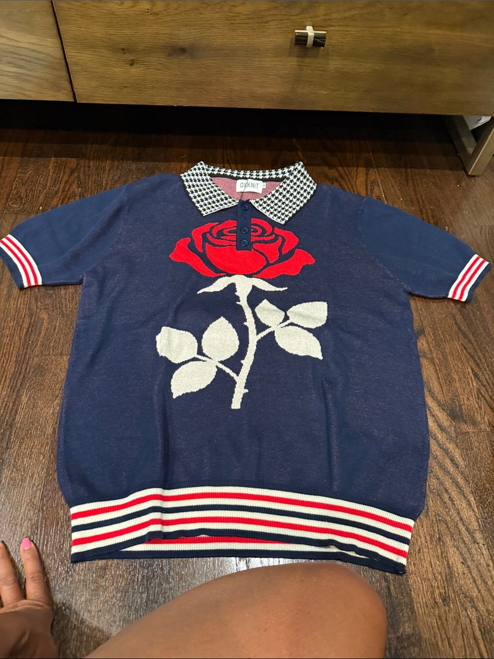 OKINI Navy Polo Mens Sweater with Red Rose Graphic